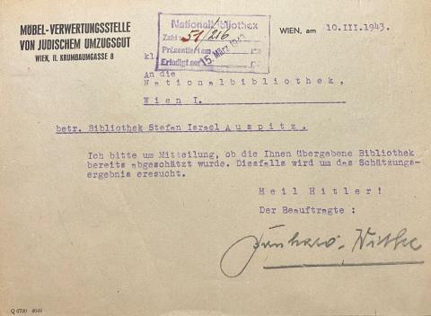 bräunliches Papier mit lilafarbener Schreibmaschinenschrift und schwarzem Briefkopf